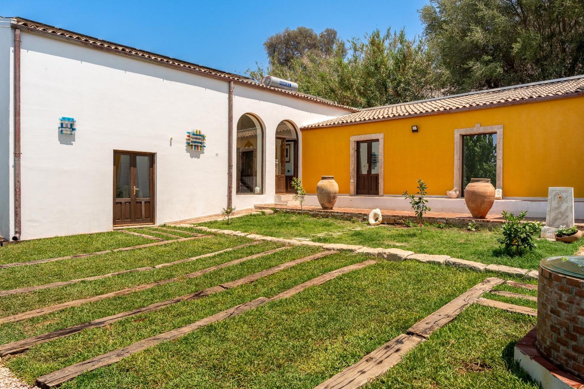 Sogno Di Giove Con Piscina By Wonderful Italy *